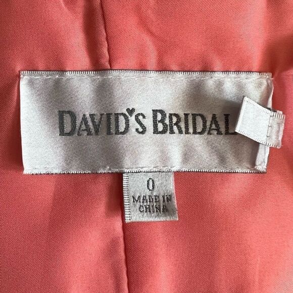 David’s Bridal Coral Strapless Chiffon Above Knee Bridesmaid’s Dress Size 0 - Picture 9 of 11